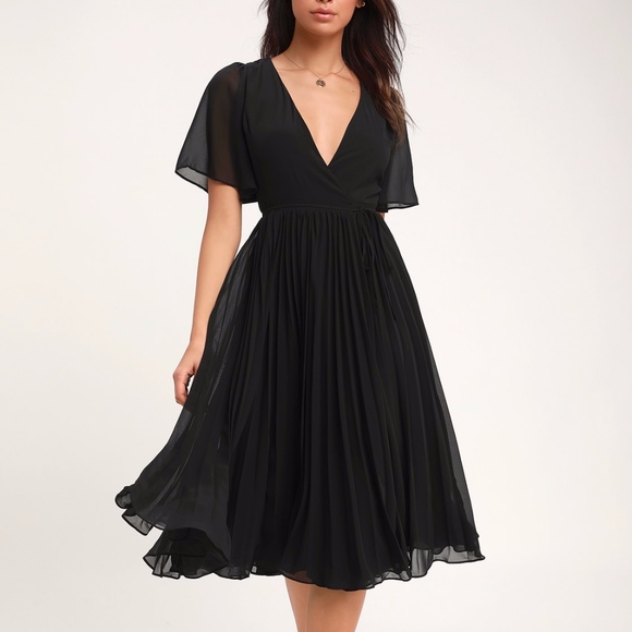 Lulus Dresses & Skirts - NWT • Lulu's • Black Pleated Midi Wrap Dress